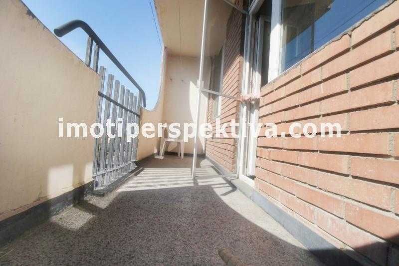 Продава се Двустаен апартамент в Пловдив, Център - 50 кв.м за 2240 €/кв.м - Снимка #3