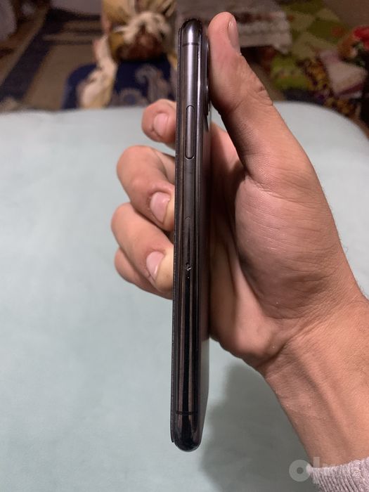 iphone 11 pro iclout