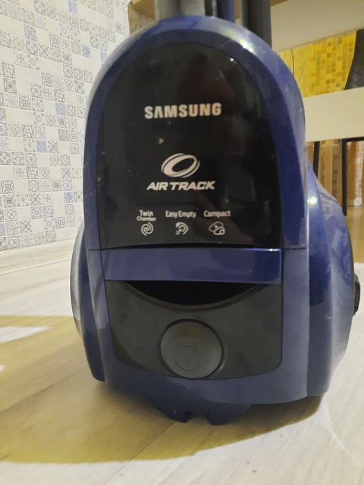 Продам пылесос Samsung