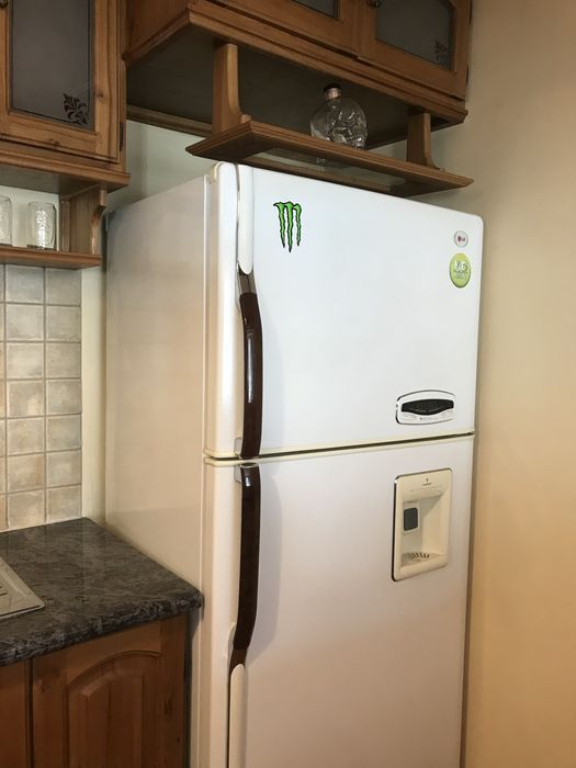 Дава се под наем Тристаен апартамент в Варна, Червен площад - 115 кв.м за 990 € - Снимка #5