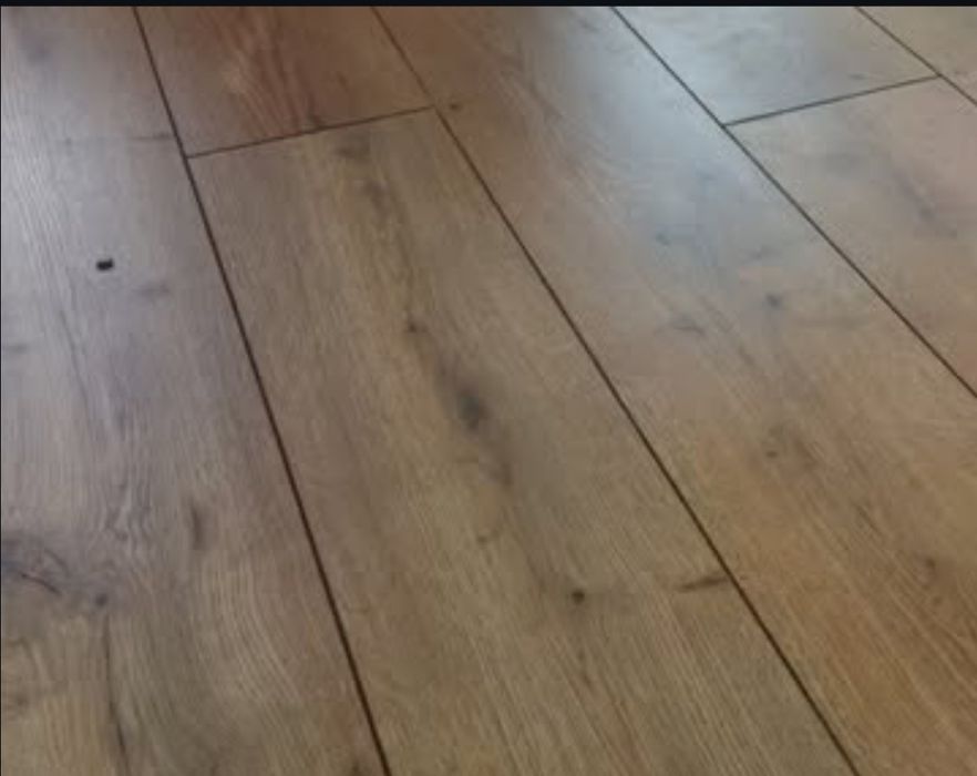 Профессиональная укладка ламината