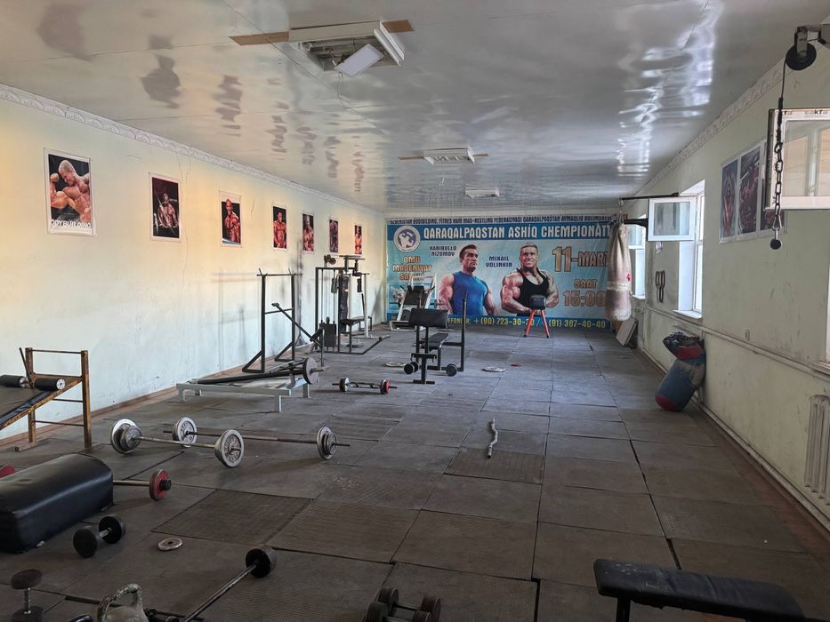 20 sotuk jer satiladi,katej quriwga zor variant.