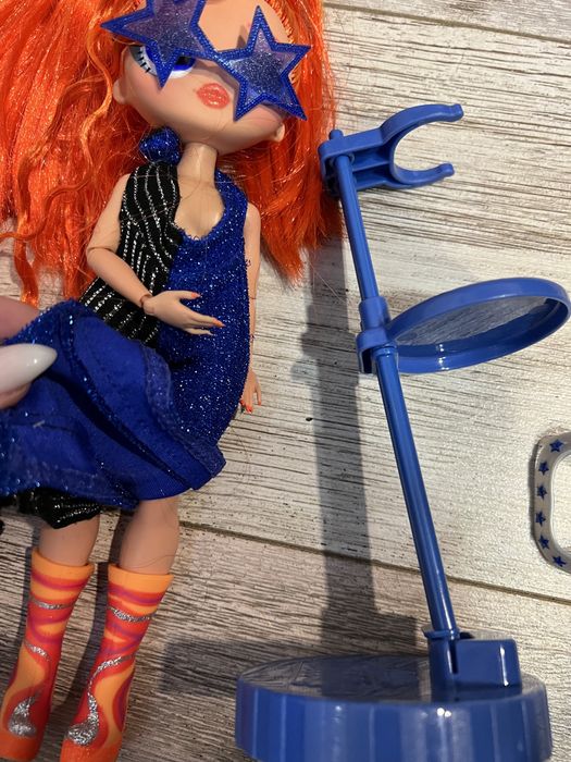 Papusa LOL Omg.         .