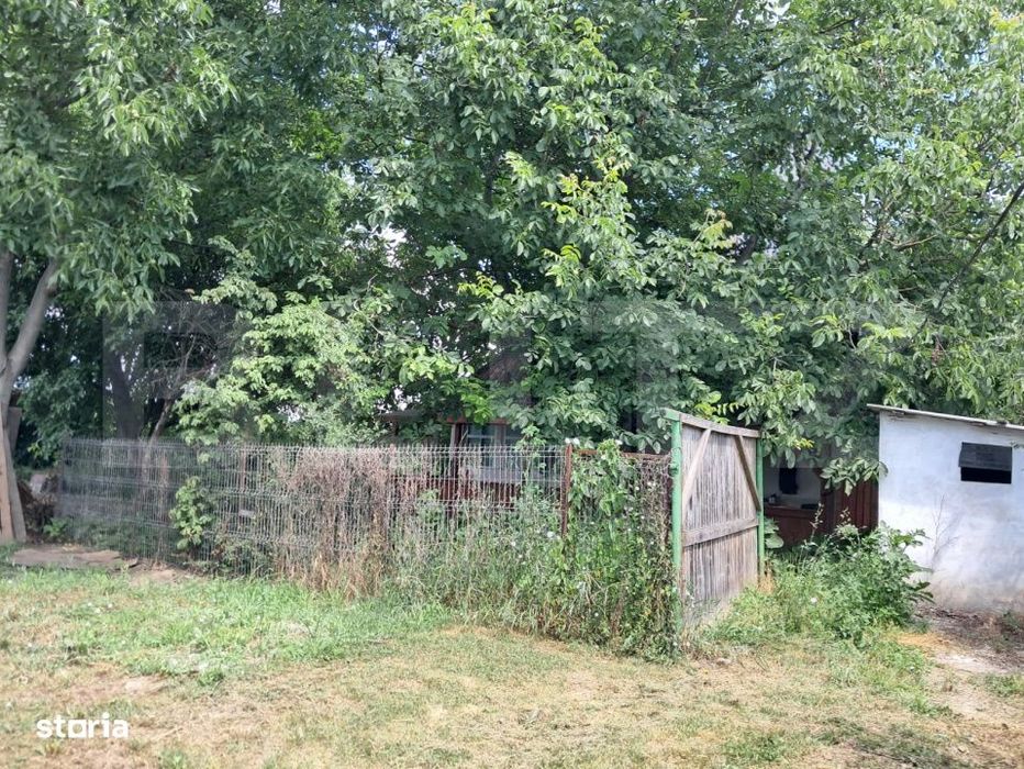 De vanzare casa cu teren 2.920 mp in Cristesti – str. Combinatului