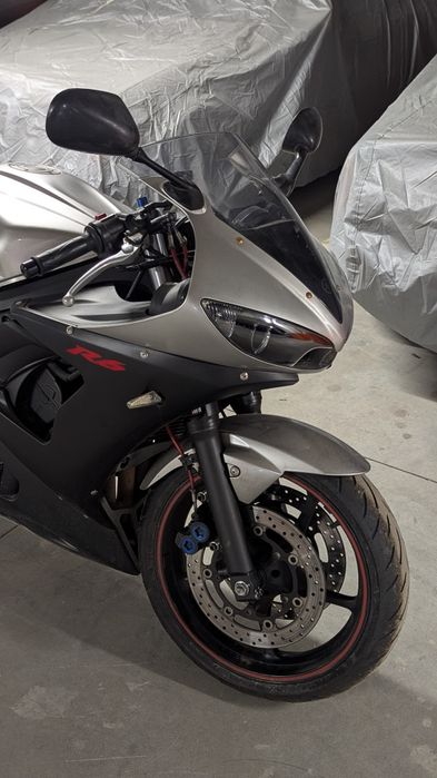 Yamaha R6 - YZF 600