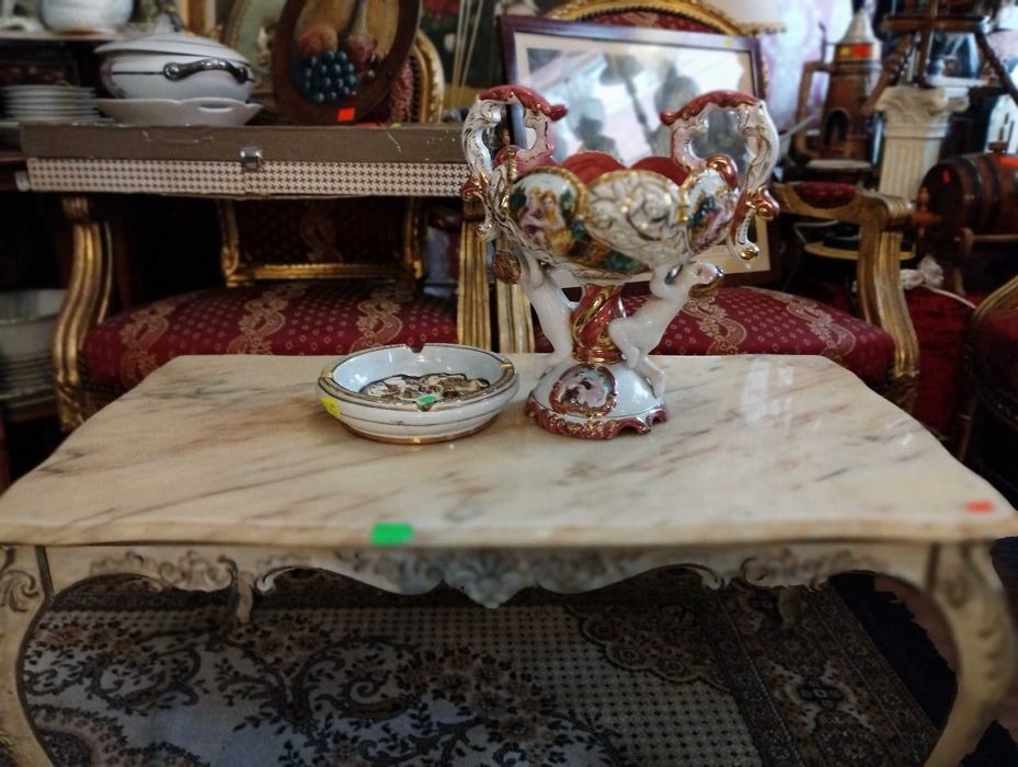 2 холни маси- мрамор и бронз.