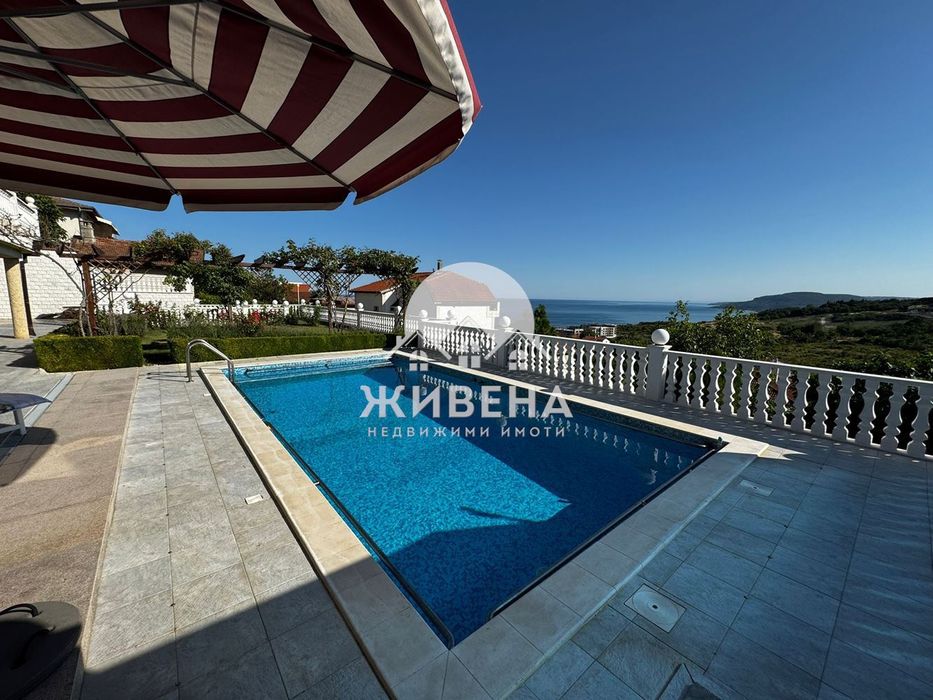 Продава се Къща в Балчик - 295 кв.м за 1611 €/кв.м - Снимка #1