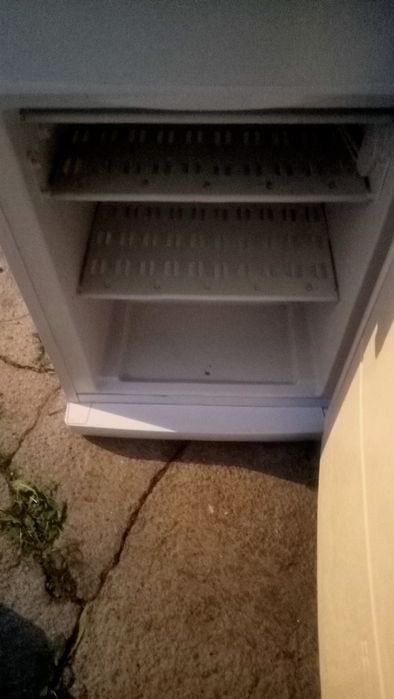 Продам холодильник