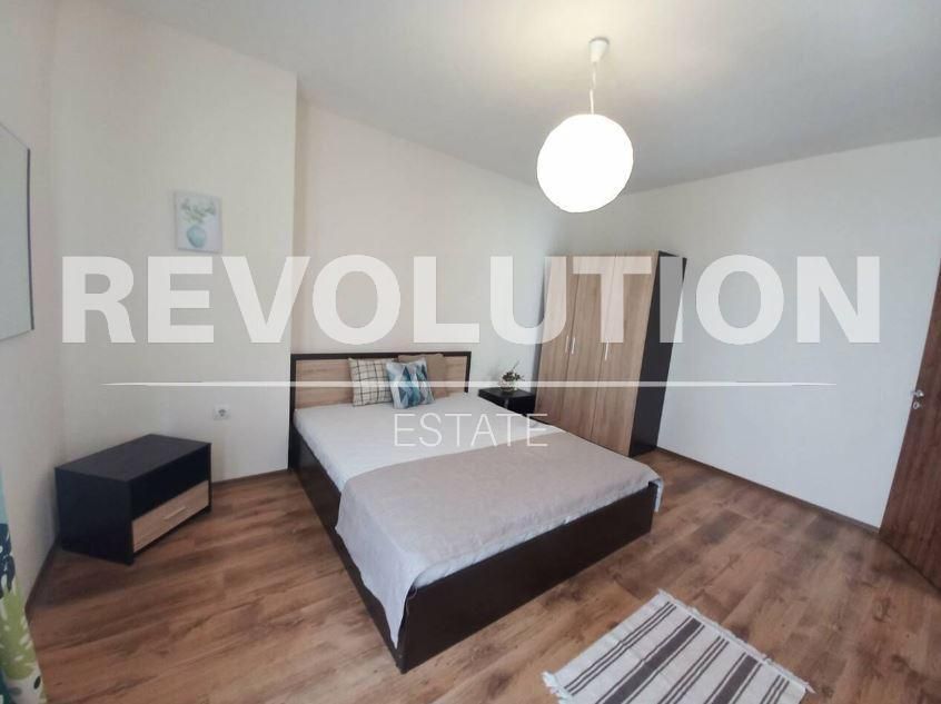 Дава се под наем Двустаен апартамент в Варна, Общината - 46 кв.м за 450 € - Снимка #3