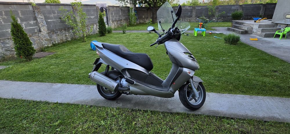 Aprilia Leonardo