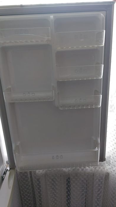 Холодильник LG  в отличном состоянии