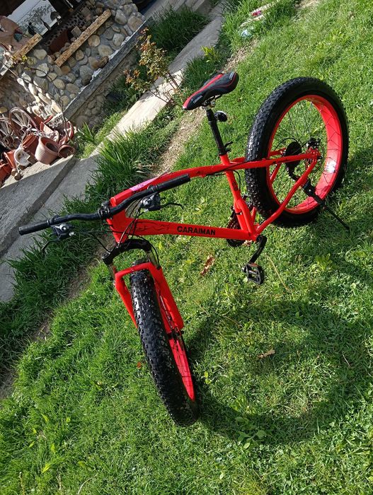 Vând bicicleta  Bicicletă FatBike Fulger by Caraiman, roți 20 inch, cauciucuri groase, frâne pe disc, roșie