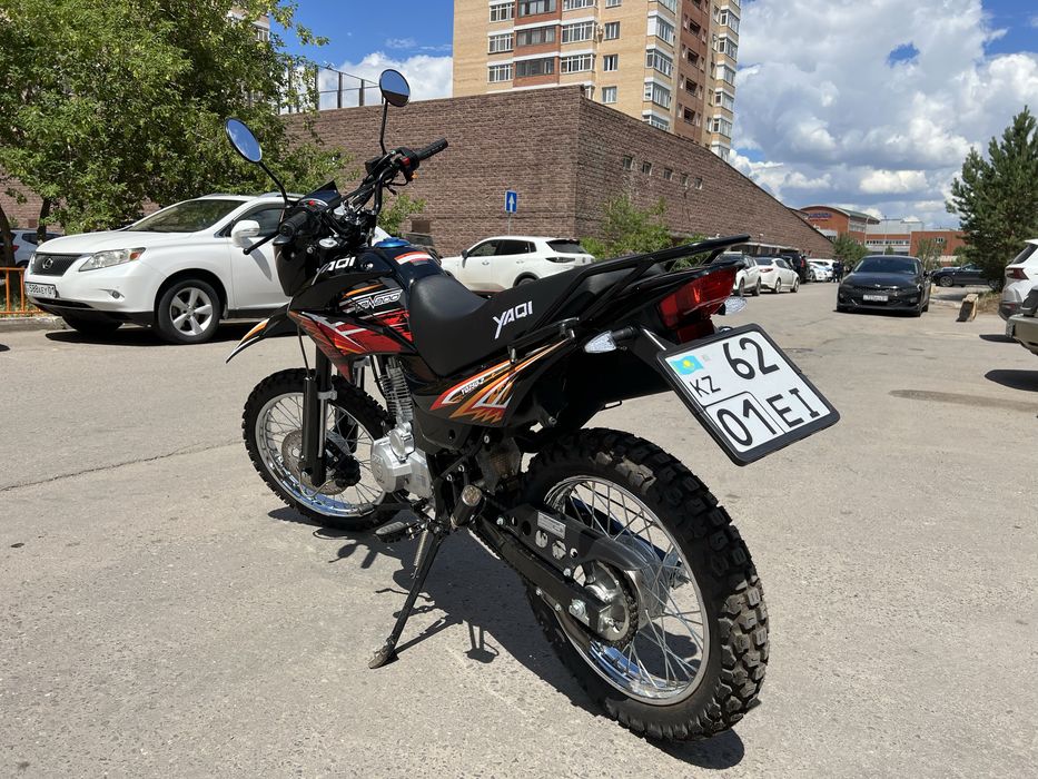 Продам мотоцикл эндуро Yaqi 250-2