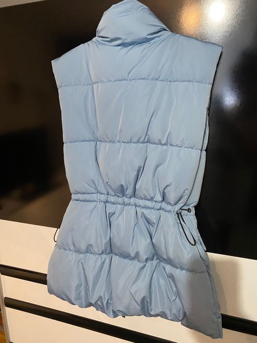 Ватиран среднодълъг елек