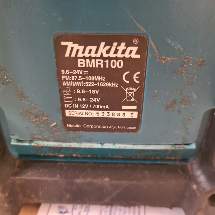 Radio Makita BMR 100 portabil