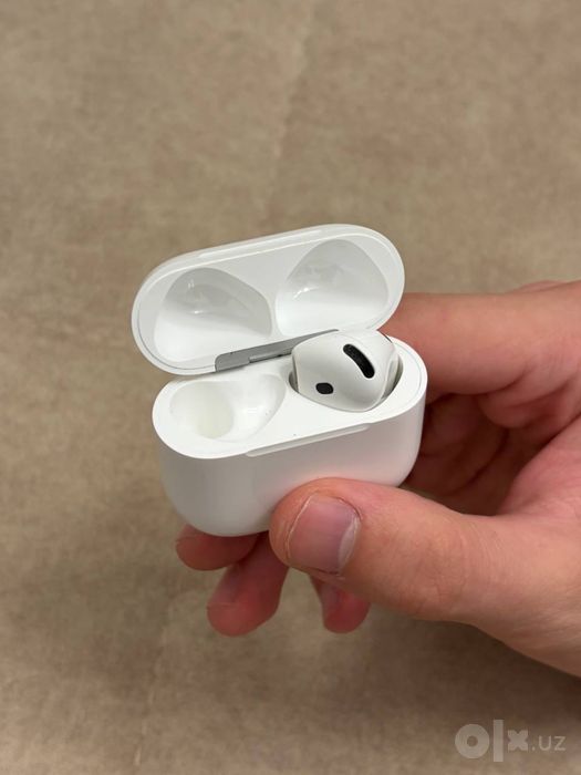 AirPods 4 оригинал — правый наушник + кейс + коробка