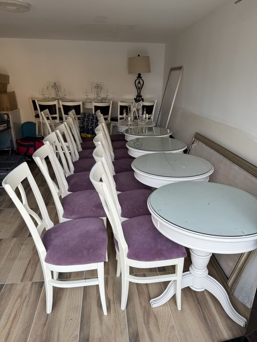 Mobilier lemn masiv = mesele de la 500 lei buc, scaunele 250 lei buc