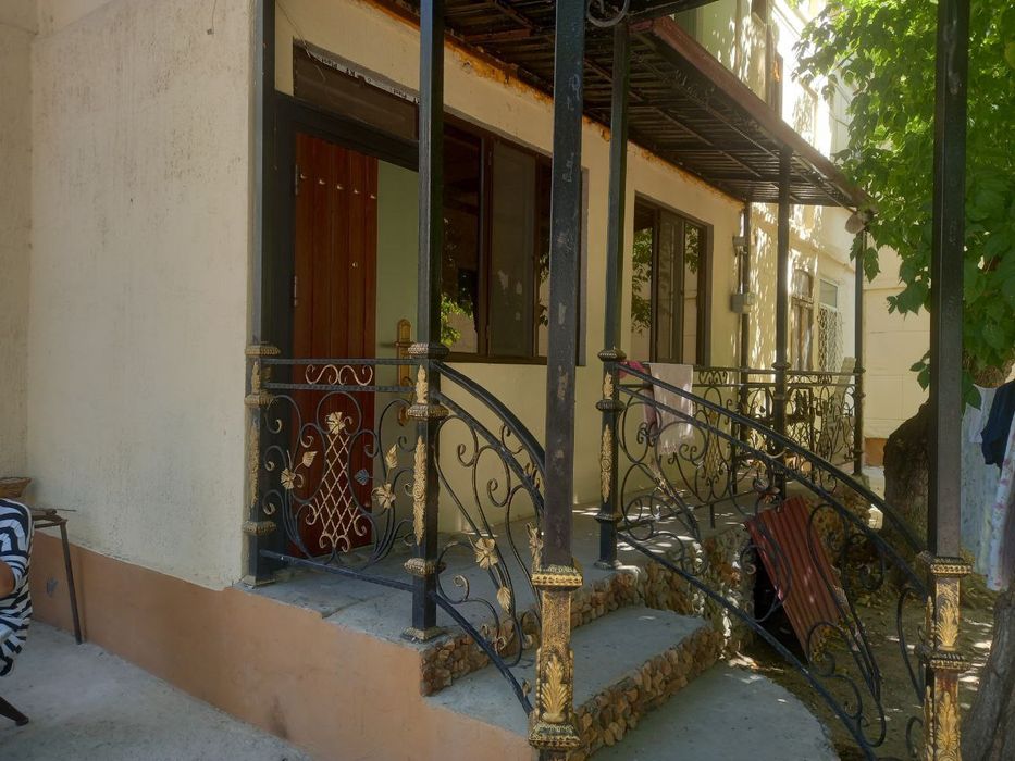 Дом продаётся мирзо улугбек район улугбек посолёк