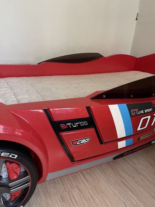 Кровать-машина, Çilek