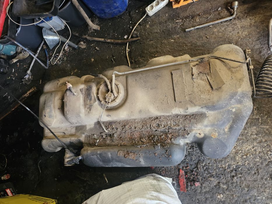 Rezervor combustibil Mercedes Sprinter 2.2 2003 cod A9014712098