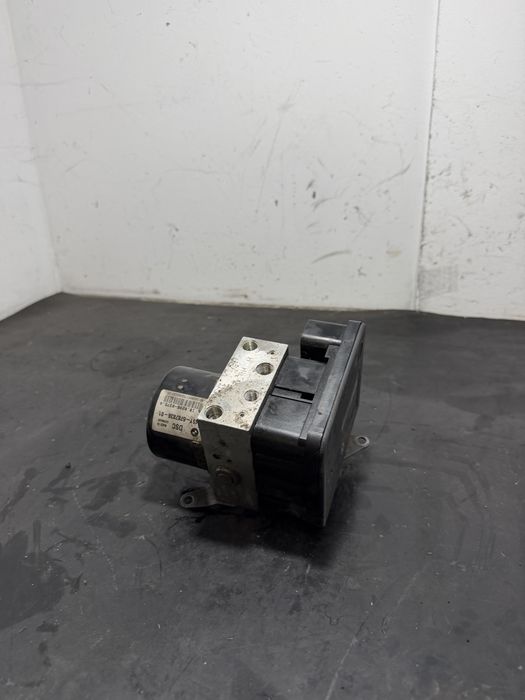 Pompa modul ABS BMW Seria 3 E90 E91 E92 E93 | 6787837 | 6787836 320d 330d