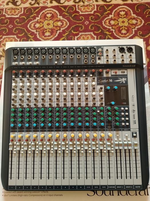 Vând mixer 16 canale Souncraft nou