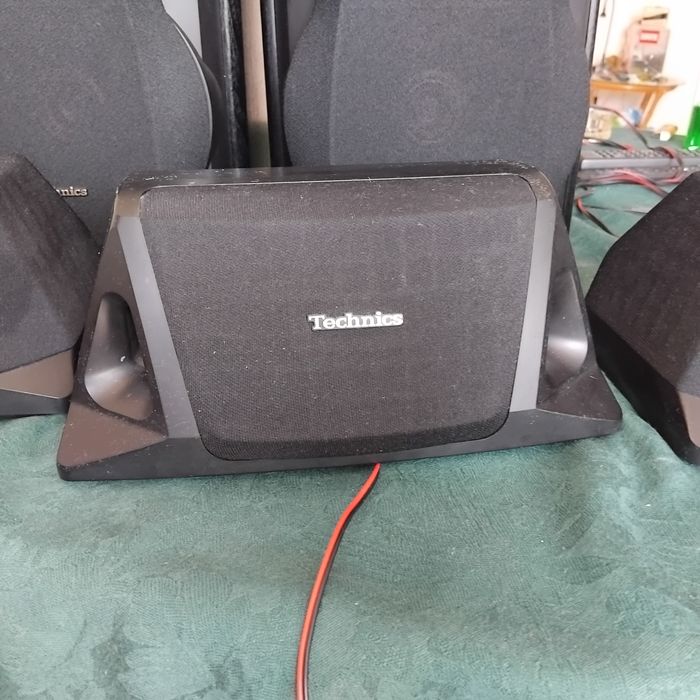 Тонколони  Techiks