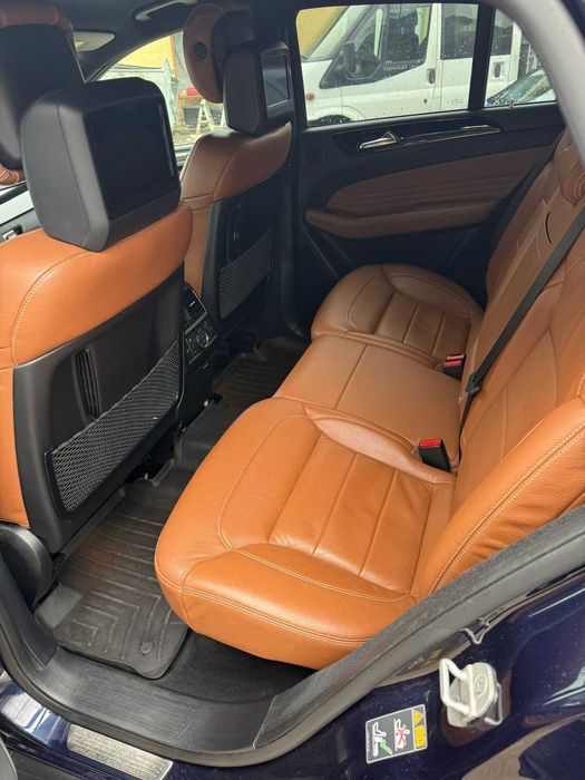 Vand Mercedes Benz Gle Coupe 350d TV/incalzire/racire/masaj.