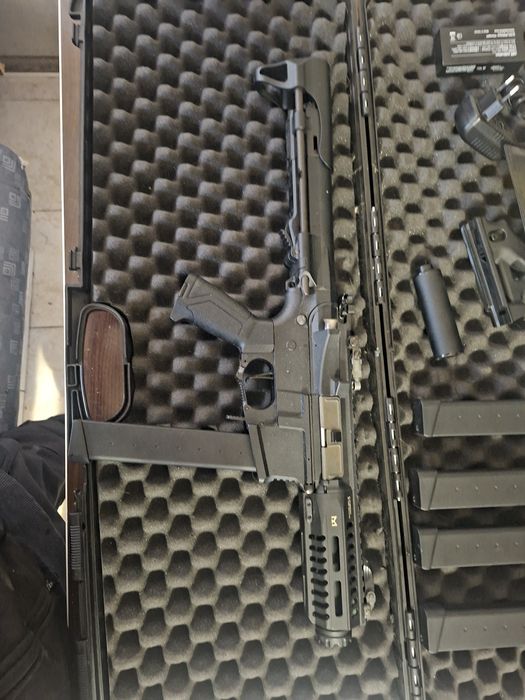 Replica Airsoft electrică