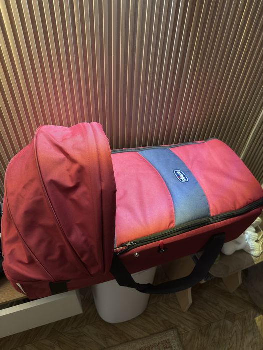 Продам переноску в хорошем состоянии