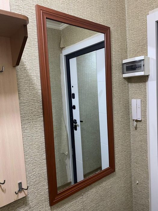 Продам прихожую вешалку