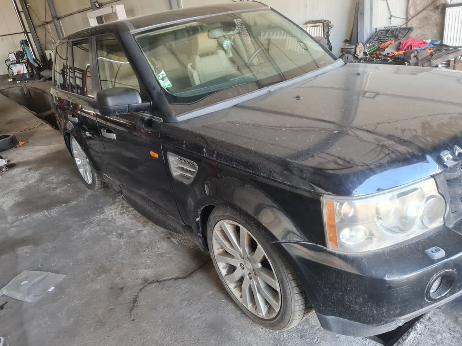 Dezmembrez Range Rover Discovery 2.7 diesel
