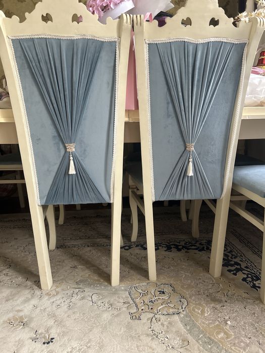 Стол & стулья срочна сатылады