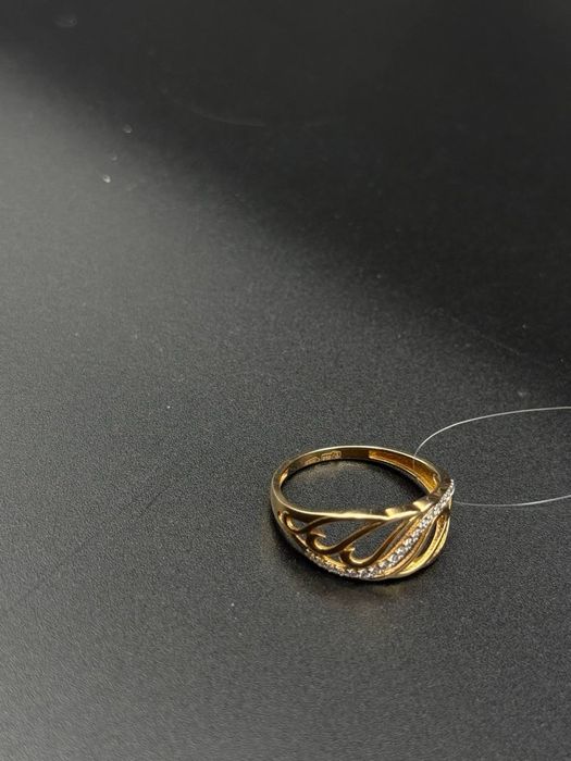 Золото 585  Кольцо Масса: 1.7