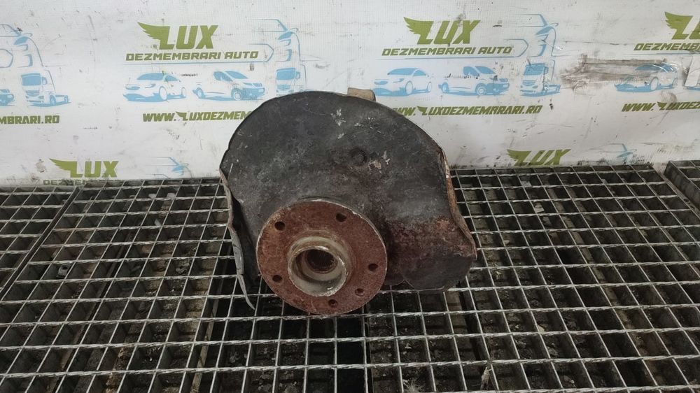 Fuzeta stanga fata 7h0267g Volkswagen Transporter T5 (2003 - 2009)