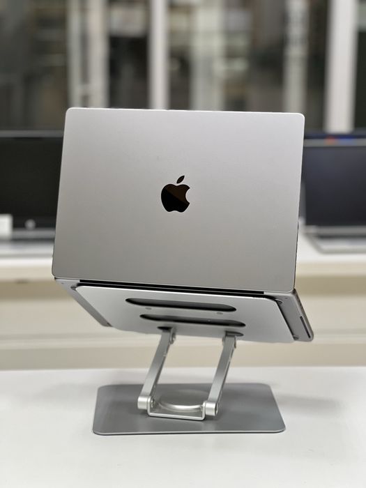 MacBook Pro 14 | M2 pro | 16Gb озу