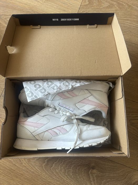 Маратонки Reebok два модела