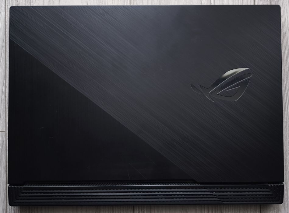 Laptop Asus Rog G731G 17,3 FHD/I7-9750H/SSD 512GB/8gb/ GTX 1650 4GB !