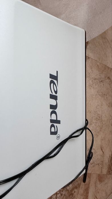 Продам коммутатор tenda 16 port