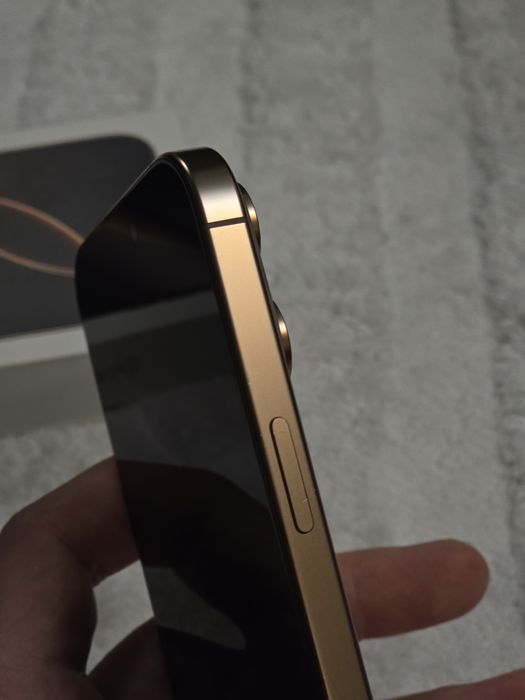 iPhone 16 Pro Max, Desert Titanium, 1TB