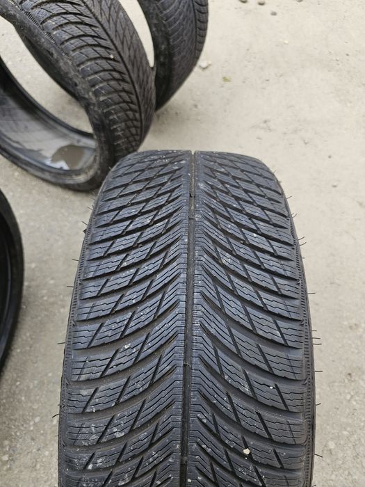 Vand set 2 anvelope 245 35 19/265 35 19 michelin alpin 5