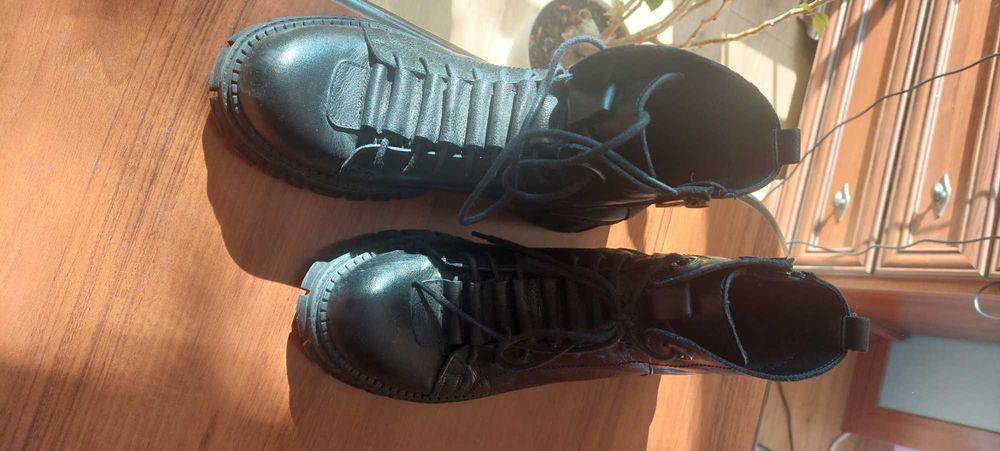 Обувки за момиче 38 номер