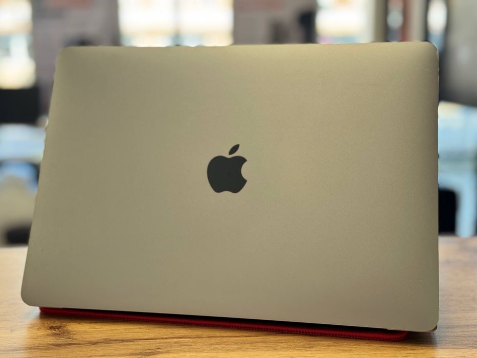 MacBook Pro core i5 2019