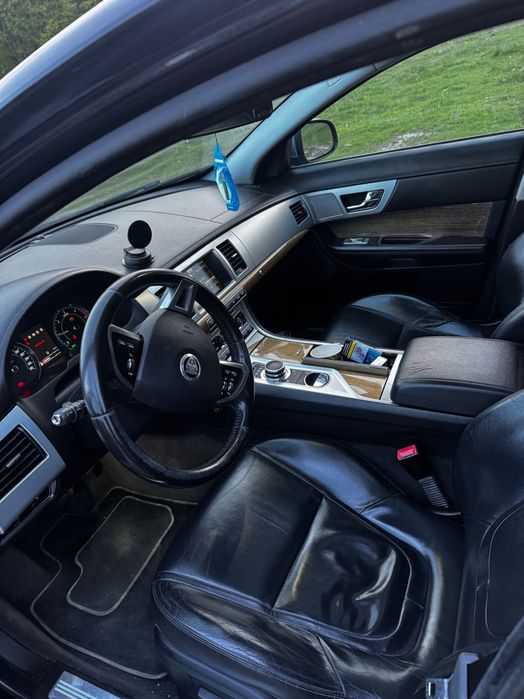 Jaguar Xf 2013 2.2D