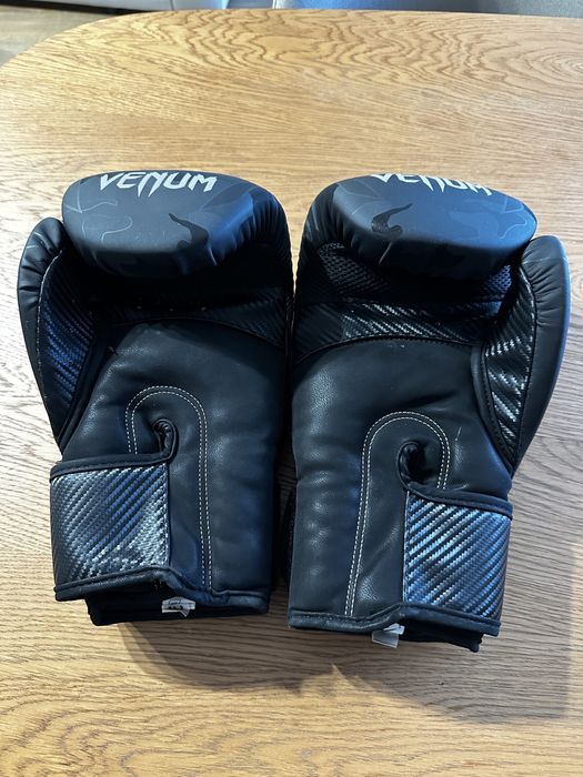 Manusi Box / Kickbox Venum Impact 16 OZ