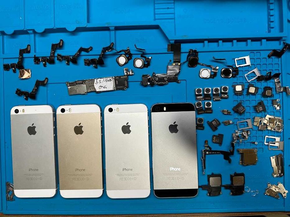 iPhone 5S на части