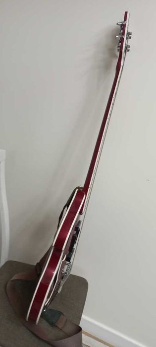 Бас гитара KREMONA