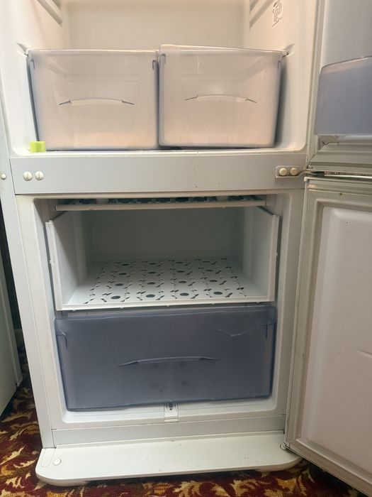 Продам холодильник Бирюса
