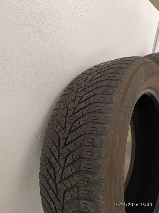 4 бр. ЗИМНИ гуми Yokohama BluEarth Winter V905 225/60 R18 100H
