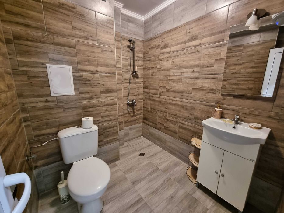 Луксозен Апартамент за Нощувки